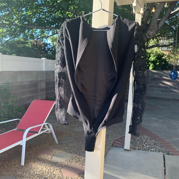 Misha black leotard with lace sleeves size 2 - Picture 3 of 16